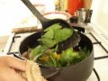 Cooking Thai Food: Gaprao neu-uh (Stir fried Beef and Basil)