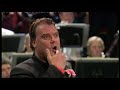 bryn terfel (bass-baritone) sings part one of his medley of folks songs arranged by chris hazel;
?the turtle dove (england) 
?loch lomond (scotland)
during last night of the proms '08, at the royal albert hall. sir roger norrington conducts the bbc symphony orchestra, bbc singers, bbc symphony chorus.  see part two for cariad cyntaf (wales) and molly malone (ireland).