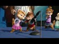 La tercera aventura de estas divertidas y famosas ardillas comenzará cuando sus vacaciones en un crucero se vean estropeadas al naufragar en una salvaje isla. En su intento de volver a casa, y entre canción y canción, se harán de un nuevo amigo.