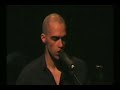 nosfell est un artiste qui prend toute sa dimension sur sc�ne .

foncez d�s que vous pouvez le voir en et d�couvrez, parcourez un peu plus � chaque fois son imaginaire .

il parcourt beaucoup la france enti�re et c'est rarement tr�s cher par rapport aux autres artistes assez faux que l'on peut rencontrer de nos jours.
ne pas aimer sa musique est une chose, mais on ne peut pas lui retirer sa sinc�rit�e.
voil� ma minute revendicative est pass�e. 

enjoy ! ;)
