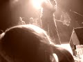 le chanteur belge arno, d�tenteur d'une victoire de la musique en 2005 pour le meilleur album pop rock (french bazaar) s'appr�te � sortir un cd live enregistr� � bruxelles en mars dernier et intitul� tr�s � propos live in brussels. en octobre para�tra aussi un dvd du m�me concert. en attendant, le musicien quelque peu d�jant� continue � donner des concerts. on l'attend d'ailleurs � beyrouth au liban en septembre et � moscou en russie au mois d'octobre.