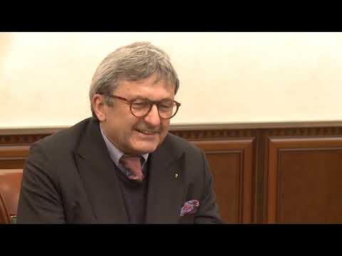 Глава государства вручил Почетный диплом Президента РМ немецкому хирургу
