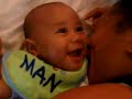 SiAH LAUGHiNG AT HiS MOMMY