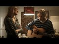 De Gule Sider reklamefilm - Pige sl�r op