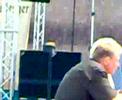 Soundchek vom alleinunterhalter mit imaginren instrumenten 