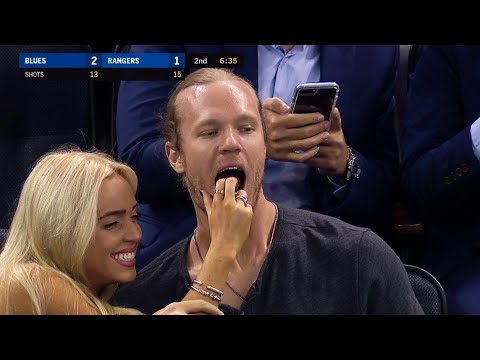 Video: Noah Syndergaard has mouth full of knuckles at Rangers game
