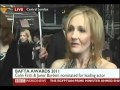JK habla en la Alfombra Roja de los BAFTA 2011