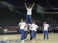 EEC Cheerleaders Cheer At The Staples Center