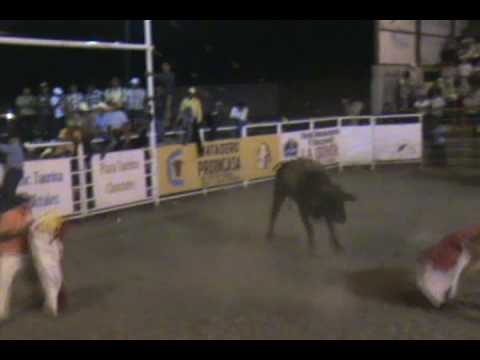 TOROS DE MATIGUAS EN JUIGALPA-CHONTALES.wmv