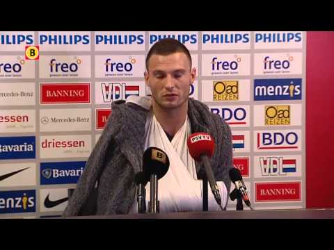 Pieters - PSV-verdediger Erik Pieters schaamt zich voor zijn woede-uitbarsting van afgelopen vrijdag. Hij biedt zijn excuses voor het inslaan van de ruit en voor de ve...