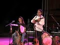 massimo laguardia e valeria cim� dal vivo durante l'omaggio a pino veneziano. luglio 2008. selinunte.