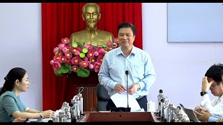 Thứ trưởng Bộ GD&ĐT Nguyễn Hữu Độ làm việc tại thành phố Uông Bí