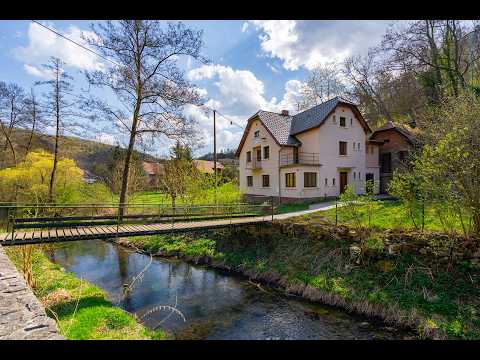 Video Výjimečný dům se slunnou zahradou a velkým potenciálem - Beroun-Hostim 