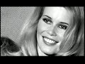 making of com a top model claudia schiffer.
agencia: talent
cliente: grendene
produto: melissa
making of: maciel
dire��o: alex maciel
edi��o: marcello bloisi e tony gil