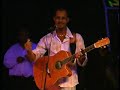 raulin rodriguez performing live at club el vacilon. this is one of my favorite songs from raulin also known as 