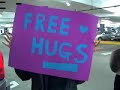 Free-Hugs-Campaign-V