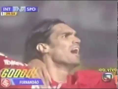 gol na final libertadores - Relembre o gol do capitão Fernandão no jogo contra o São Paulo - essa partida trouxe para os colorados o título da Libertadores 2006. Narração de Pedro Ernesto.