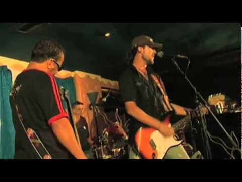 Amparo-Iosu Bravo
