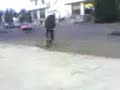 Caduta spettacolare con la bici Caduta spettacolare con la bici