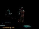 http://schoberg.net/2008/10/ray-lamontagne-gossip-in-the-grain-exclusive-live-videos/ ray lamontagne preforms 