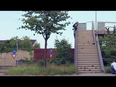 shit - One of the bigger rails I battled. Took me a while to land it - maybe the wachs was a mistake but I got stuck the first few tries... check out my blog if you like it or follow me on facebook...