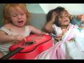 videos de Rosie and Roxy Serenade