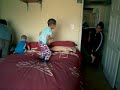 mis ninos bailando reggaeton