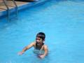 videos de Bastian en la piscina