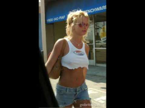 Britney Spears - Playing Hard To Get?