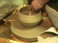 SIMON LEACH - throwing a curvy bowl for raku
