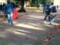 Antoine mets sa tête dans la poubelle ( et fait l'autiste )