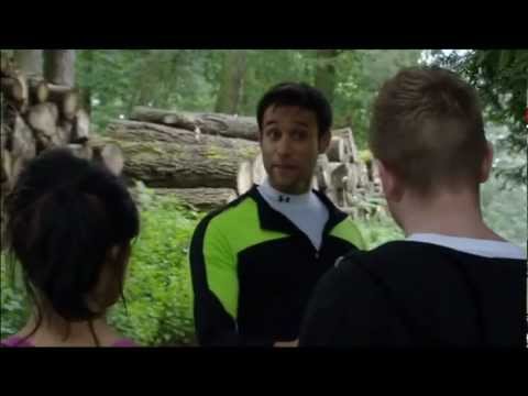 secnes - Rik Makarem: Nikhil Scenes, Emmerdale, 27th Aug '12.