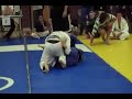 ontario grand prix finals 2007 intermediate -155 round robin

steve westner (salvosa bjj, white gi) vs. seiji sugiman-marangos (franco/behring, blue gi)