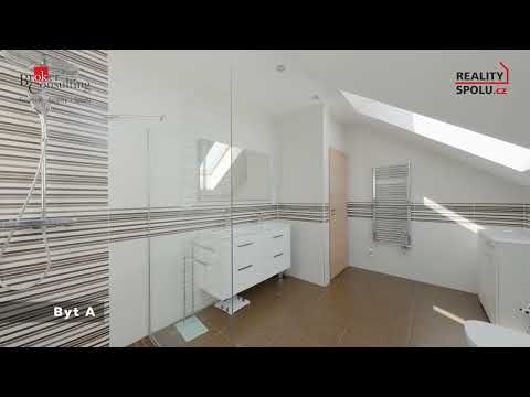 Video Dvojdům s bazénem