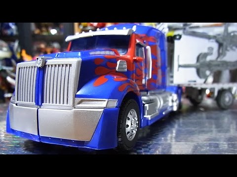Prime - こんにちわ、ようへいDXです。最近、部屋が灼熱地獄です・・・。というわけで7月19日発売 光る!しゃべる! おしゃべりコンボイ(正式名...