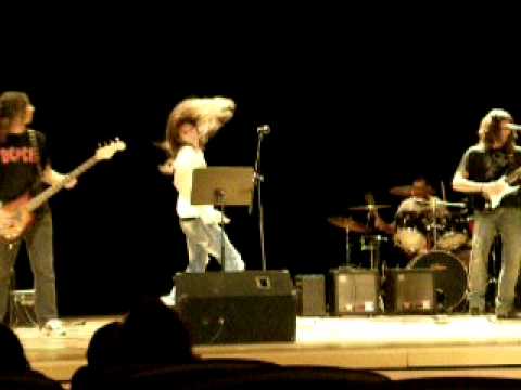 Revenge - Cat scrath fever (live)