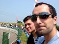 Autos locos con choques carreras en circuito oval en Holanda