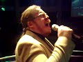 Drunks from Finland sings karaoke - Hilarious