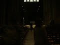 Dans une cath�drale