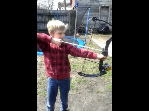 how to practice bowfishing