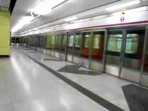 港鐵(前九鐵)SP1950(千九五)列車駛離南昌站及駛入南昌掉頭路軌