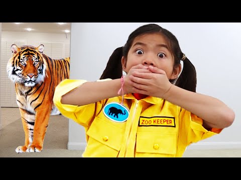 Emma and Andrew Learns about Animals and Animal Names for Kids | Fun Educational Pretend Play Video