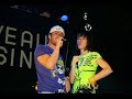 track 2 on pop-up

lyrics:
tu d�connes on va pas te faire
encore un plan grocacom
de quel plan tu causes
tu oses, c'est toi qu'a commenc�
j'abandonne
t'es vraiment trop conne
� pas grand chose tu d�connes
tu vois, lui, me trouve super bonne
� cause des gar�ons
on met des bas nylon
on se cr�pe le chignon
� cause des gar�ons
et du qu'en dira-t-on
on flirt sur tous les tons
� cause des gar�ons
on salue pour de bon
� cause des gar�ons

carabine c'est le mot qui m'vient
quand je pense � mes copines
et moi j'ai ma dose
sans �tre de tes doses
de chim�res
j'hallucine
faut qu'on te bassine
tout �a pour un mec de frime
tu d�prime, j'te le laisse
c'est ton style
� cause des gar�ons
on met des bas nylon
on se cr�pe le chignon
� cause des gar�ons
et du qu'en dira-t-on
on flirt sur tous les tons
� cause des gar�ons
on s'allume pour de bon
� cause des gar�ons

c'est la faute des ma
des magazines
les maries, les claires
les marie-claire
les figues, les macdo outre-claire
les femmes d'aujourd'hui et d'hier
c'est la faute des ma
des magazines
les maries, les frances
les marie-france
les femmes pratiques qui en ont pas marre
des cosmo vogue et tout le bazar

� cause des gar�ons
on se presse le citron
on fond comme des gla�ons
� cause des gar�ons}
j'mens tu mens nous mentons
on glisse comme des savons

� cause des gar�ons
on se pousse pour de bon
� cause des gar�ons}

� cause des gar�ons