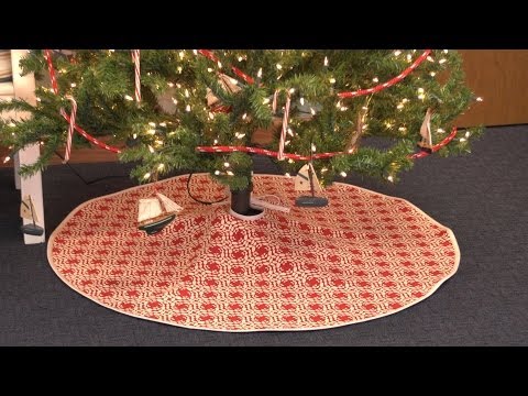 how to make a tree skirt