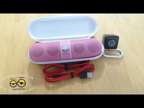 minaj - http://booredatwork.com/beatspill-nicki-minaj-limited-edition-review/ Twitter: http://twitter.com/booredatwork Twitter- http://twitter.com/Black_ironman Twit...
