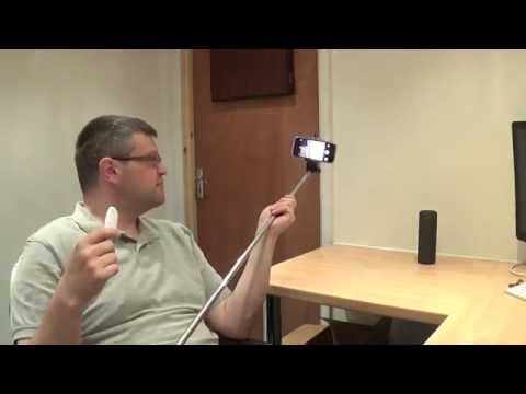 how to attach selfie stick