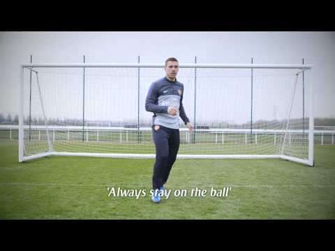 Emirates teams with Arsenal stars