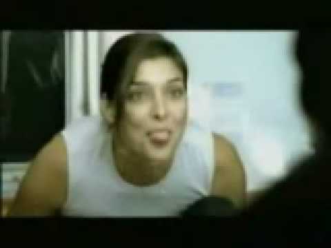 Lo que las mujeres no pueden hacer – Comercial
