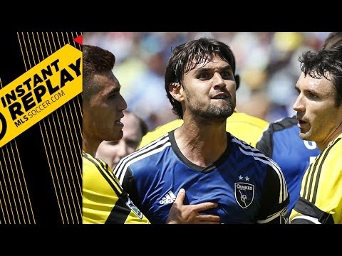 Chris Wondolowski, Referee take exception to