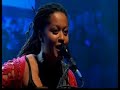 Sara Tavares - Bom Feeling (Live on Jools Holland) Sara Tavares - Bom Feeling (Live on Jools Holland)